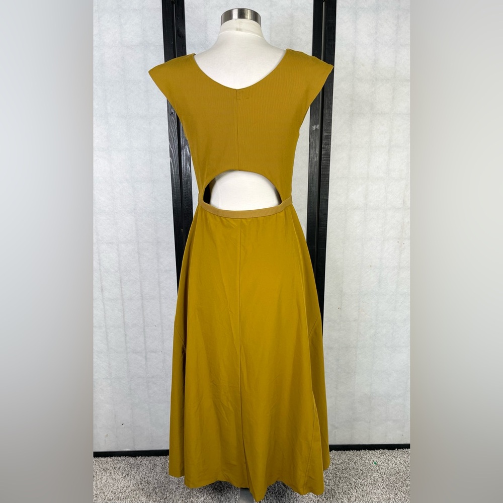 Gorgeous ATHLETA Ryder Dress Brass Yellow Gold Sz Medium - Picture 5 of 11
